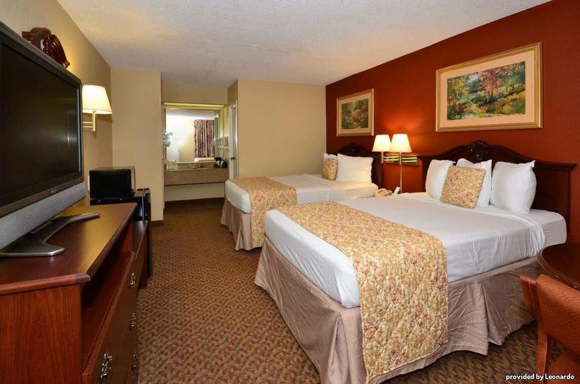 Surestay Plus Hotel By Best Western Southern Pines Pinehurst Quarto foto