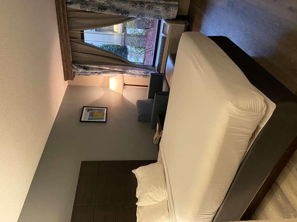 Surestay Plus Hotel By Best Western Southern Pines Pinehurst Quarto foto